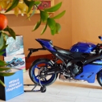 Yamaha R9 - 01